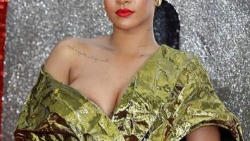 rihanna-double-albums